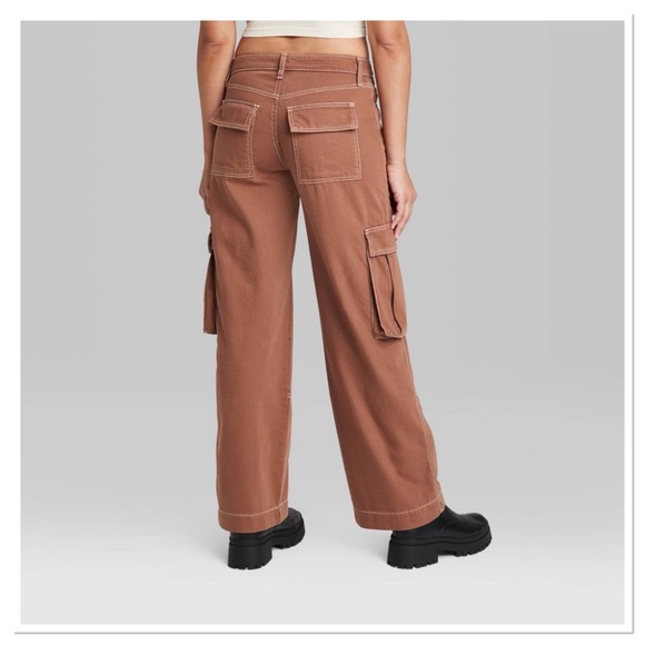 Women’s Mid-Rise Cargo Baggy Wide Leg Utility Jeans Wild Fable - Picture 2 of 5